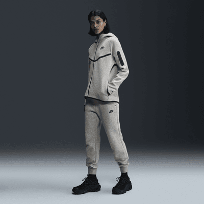 Nike Sportswear Tech Fleece Jogger de talle medio - Mujer