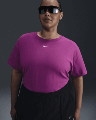 Женская футболка Nike Sportswear Essential (Plus Size)