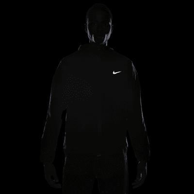 Nike Form Men's Dri-FIT Hooded Versatile Jacket. Nike ZA