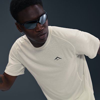 Haut de running à manches courtes Dri-FIT ADV Nike Solar Chase pour homme