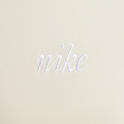 Nike Sportswear Chill Knit 女款合身短版 T 恤