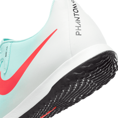 Nike Phantom GX 2 Academy IC Low-Top Soccer Shoes