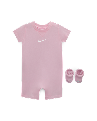 Детские ботинки Nike Baby Essentials Baby Romper and Booties Set