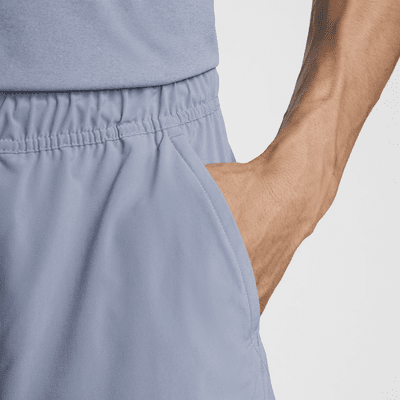 Shorts versátiles sin forro Dri-FIT de 23 cm para hombre Nike Unlimited