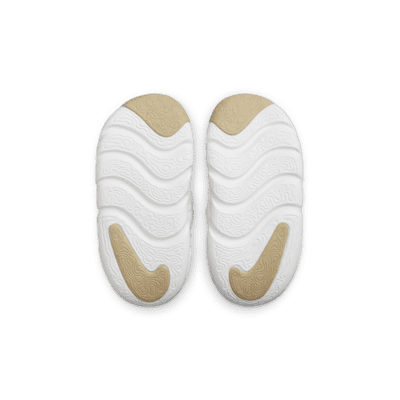 Nike Dynamo Go SE Baby/Toddler Easy On/Off Shoes
