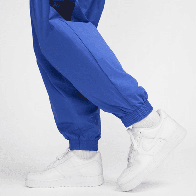 Nike Club Men's Oversized Woven Track Pants