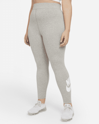 Женские тайтсы Nike Sportswear Essential High-Waisted Leggings (Plus Size)