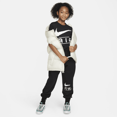 Nike Sportswear Older Kids' (Girls') T-Shirt. Nike UK