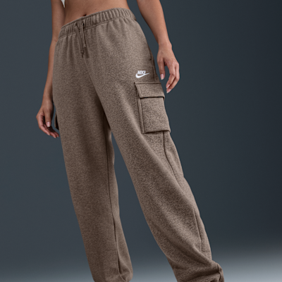Nike Sportswear Club Fleece Women's Mid-Rise Oversized Cargo Sweatpants