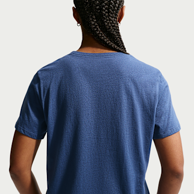 Nike Sportswear Club Essentials Women's T-Shirt