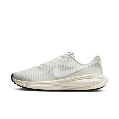 Nike Revolution 8