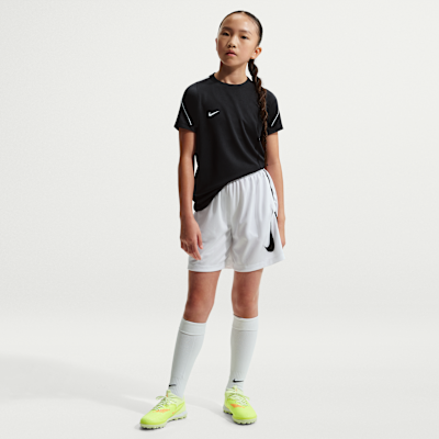 Nike Strike Older Kids' Dri-FIT Football Short-Sleeve Top
