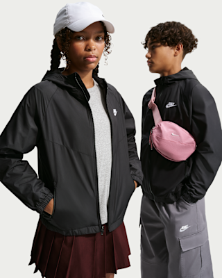 Детская куртка Nike Sportswear Windrunner Big Kids' Hooded Repel для бега