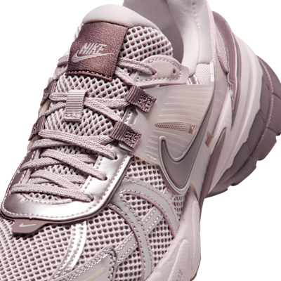 Nike V2K Run 女鞋 (具反光裝飾)