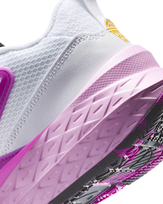 Nike Team Hustle D 12