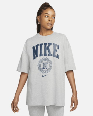 doce mezcla taller Nike Sportswear Essentials Women's T-Shirt. Nike.com