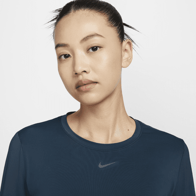 เสื้อแขนยาวผู้หญิง Dri-FIT Nike One Classic