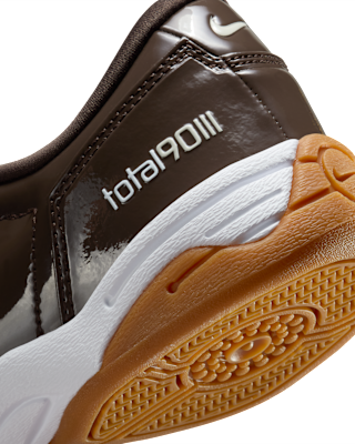 Nike Total 90