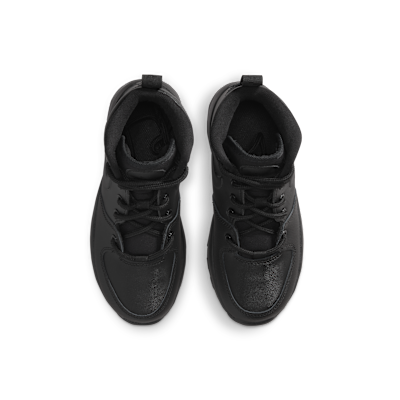 Nike Manoa 17 Older Kid's Boots