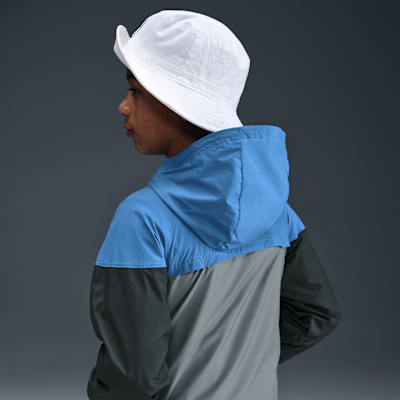 Nike Sportswear Windrunner Older Kids' Hooded Repel Jacket
