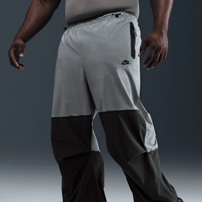 Nike Tech Men's Woven Oversized Trousers