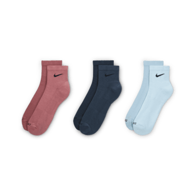 Nike Everyday Plus Cushioned Training Ankle Socks (3 Pairs)