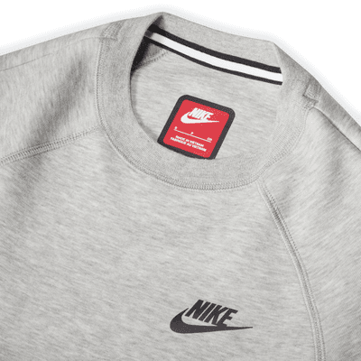 Nike Sportswear Tech Fleece Older Kids' (Boys') Sweatshirt