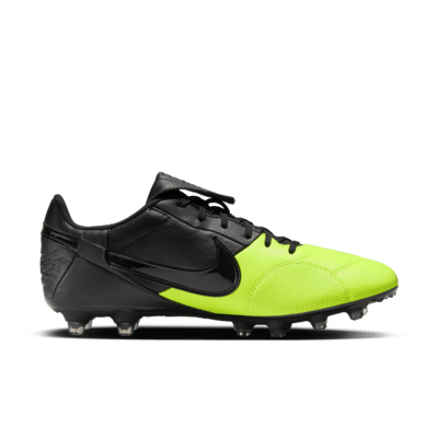 Calzado de fútbol para terreno firme NikePremier 3