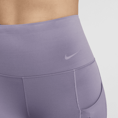 Leggings cropped de tiro alto y sujeción firme con bolsillos para mujer Nike Go