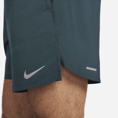 Shorts da running 18 cm con slip foderati Dri-FIT Nike Stride – Uomo