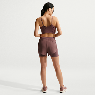 Shorts 2 en 1 de 13 cm para mujer Nike Universa