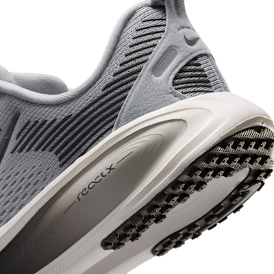 나이키 보메로 18 주니어 로드 러닝화