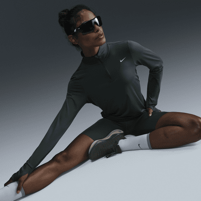 Haut de running à 1/4 de zip avec protection UV Nike Swift pour femme