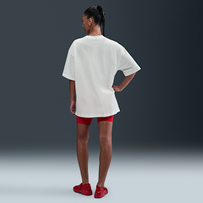 Nike Sportswear Women's Oversized Graphic T-Shirt