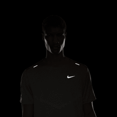 Nike Dri-FIT Rise 365 Men's Short-Sleeve Running Top. Nike PH