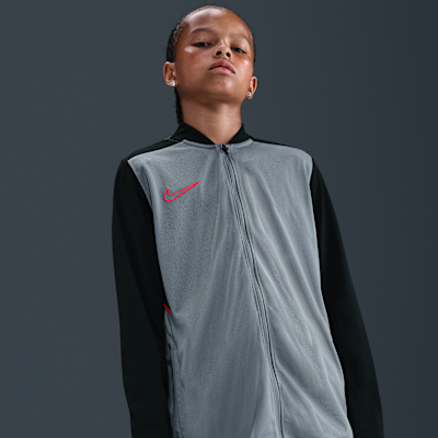 Conjunto deportivo de fútbol Dri-FIT para niños talla grande Nike Academy