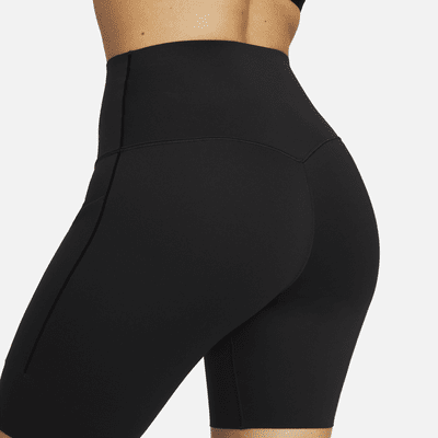 Nike Universa Bike-Shorts mit Taschen, mittlerem Halt und hohem Bund für Damen (ca. 20,5 cm)