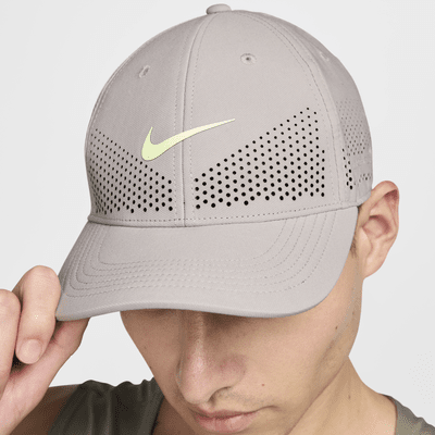 Nike Dri-FIT ADV Club Structured Swoosh Cap