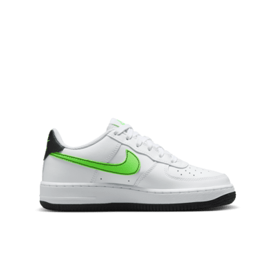 Nike Air Force 1 Older Kids' Shoes