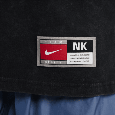 Nike Sportswear Genç Çocuk Tişörtü