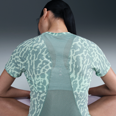 ナイキ スウィフト ウィメンズ Dri-FIT ショートスリーブ ランニングトップ