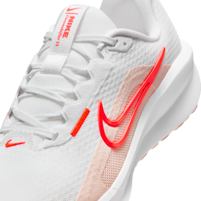 Tenis de correr en pavimento para mujer Nike Downshifter 13 (extraancho)
