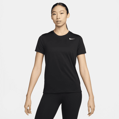 Nike Dri-FIT Women's T-Shirt. Nike VN