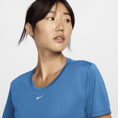 Nike Dri-FIT One Women's Standard-Fit Short-Sleeve Top