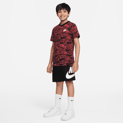 Nike Sportswear Older Kids' (Boys') T-Shirt. Nike ID