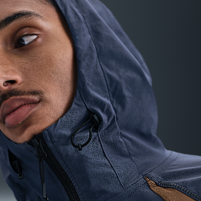 Nike Tech Men's Dri-FIT Woven Color-Block Windrunner Loose Jacket