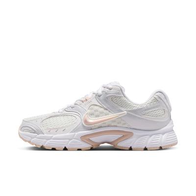 Nike V5 RNR Women's Shoes with Reflective Design Accents