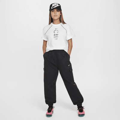 Nike Sportswear Older Kids' (Girls') Oversized T-Shirt