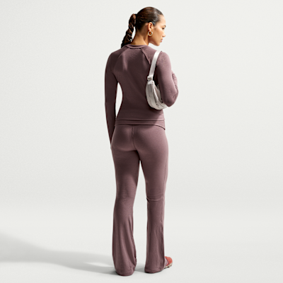 Nike Sportswear Chill Knit langærmet ribtop med tætsiddende pasform til kvinder