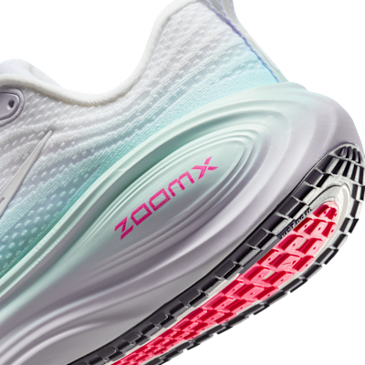 Nike Vomero Plus hardloopschoenen voor dames (straat)